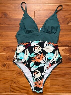 Cupshe Deep Teal & Floral Scallop One-Piece Swimsuit